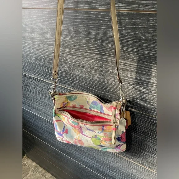 Coach Chaise CrossBody - Picture 6 of 6